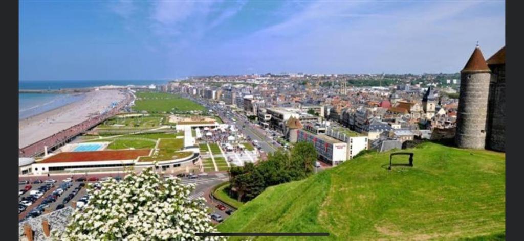 Le Petit Fute 112 Apartment Biville-sur-Mer Екстериор снимка